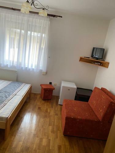 Hostal Napsug�r �d�l?h�z