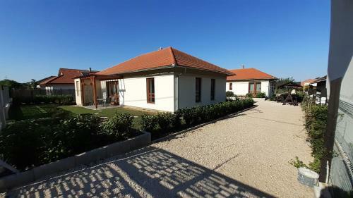 B�bic Apartman B