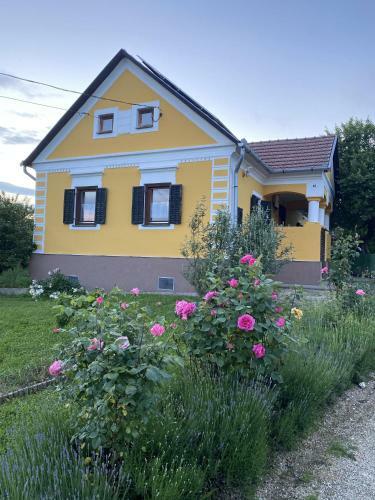 Apartamento Tulip�n Vend�gh�z Kercaszomor