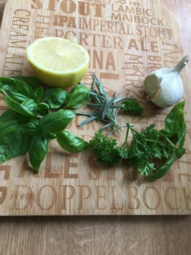 �gnes Alm�i �gnes Apples