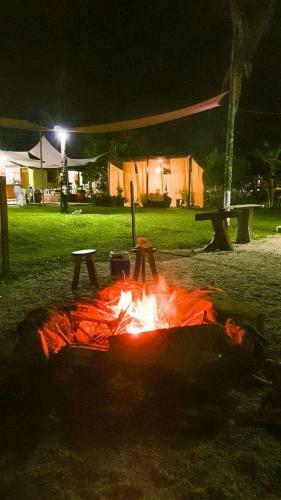 Hostal Chal�s E Camping Bela Vista