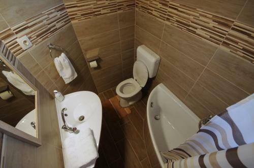 M�ty�s Apartmanh�z