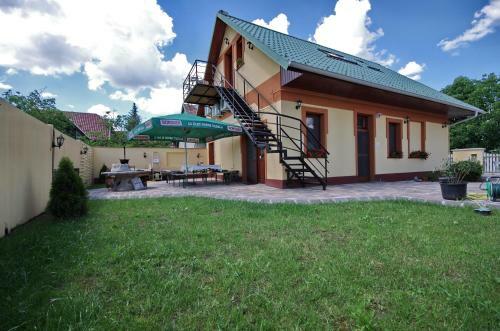 M�ty�s Apartmanh�z