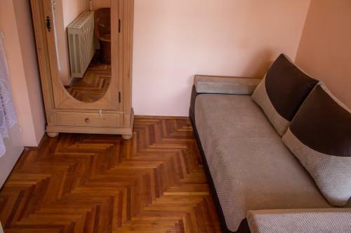 S�ndor Apartman