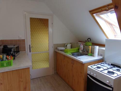 Hostal Hold-on Apartman