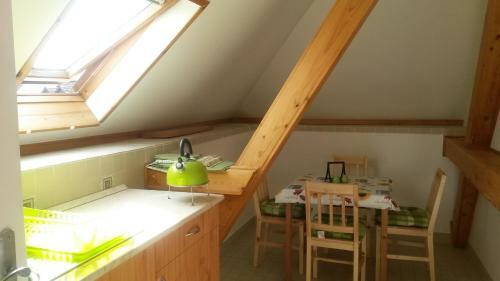 Hostal Hold-on Apartman