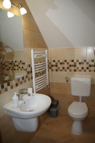 Hostal Pacsirta Apartman