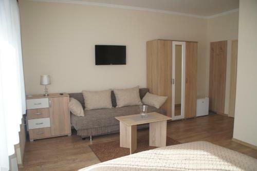 Hostal Pacsirta Apartman
