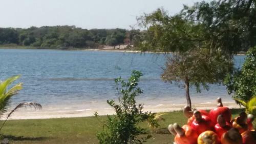 Camping Lagoa Do Cass�