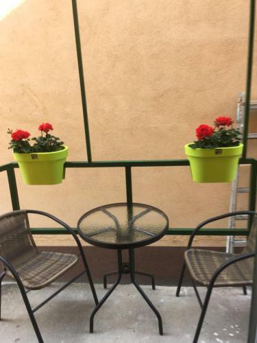 M�ra Apartmanh�z