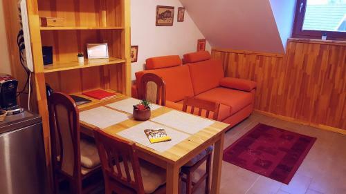 Niki Apartman