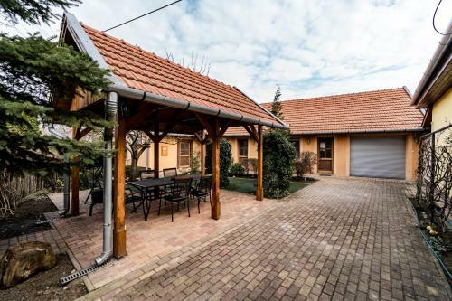Estike Apartman