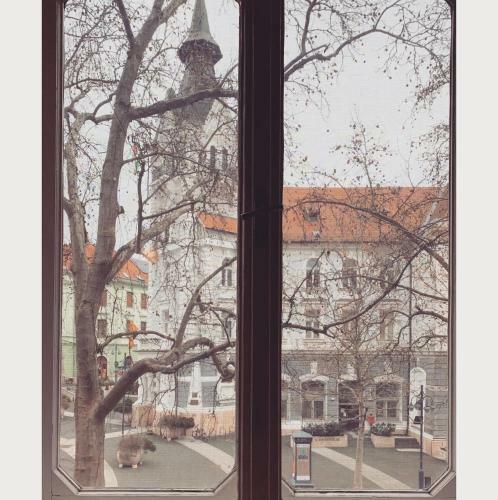 V�ros Sz�ve Apartman