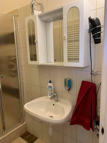 V�ros Sz�ve Apartman