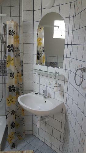 Tiszai V�ndor Apartmanh�z