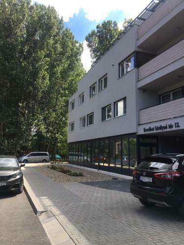 Thermal Forest Apartment
