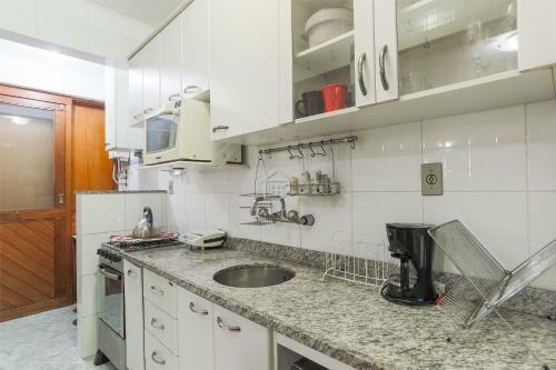 Apartamento Completo Em Bairro Nobre - C/ Garagem