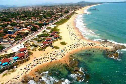 Casa Costa Azul - Pra�a Da Baleia