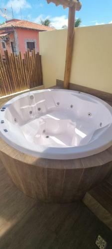 Posada Pousada Lua Nova Pipa Chales Com Hidromassagem E Jacuzzi