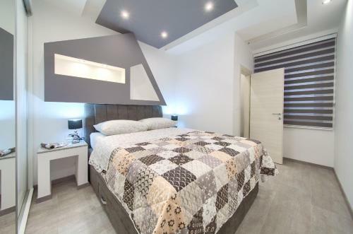 Luxury Vall Apartment