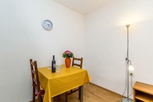 Apartments Antun
