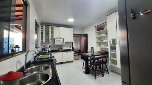 Casa Minas Gerais - 4 Su�tes, Piscina E �rea Gourmet