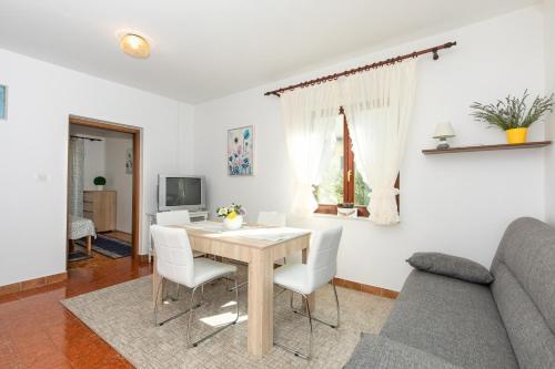 Apartment Drago *cosy & Close To The Beach!