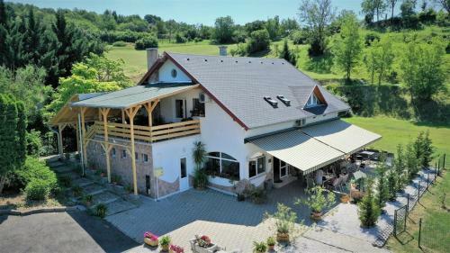 Bed & Breakfast Bork�ti Panzi� �s Apartman
