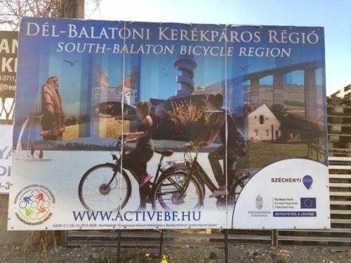 Szam�ca Vend�gh�z-k?r�shegy (Balaton)