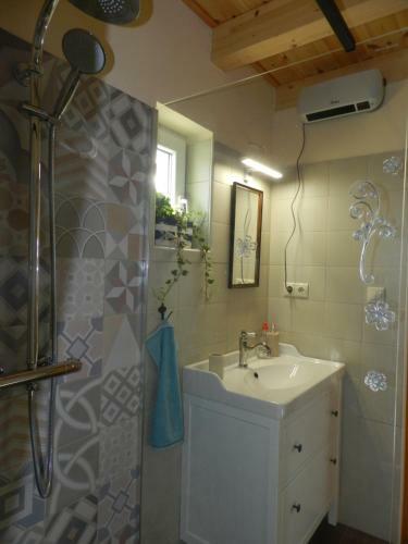 Szam�ca Vend�gh�z-k?r�shegy (Balaton)