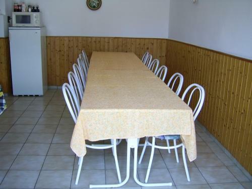 Hostal B�n�porta