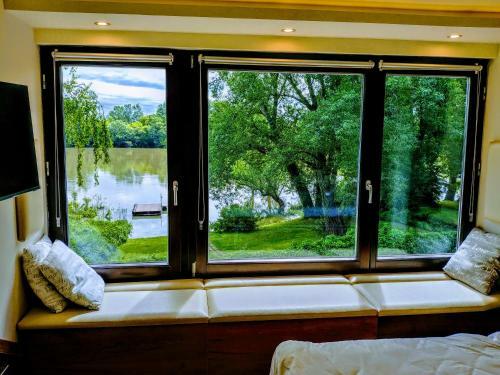 V�zparti Apartmanh�z