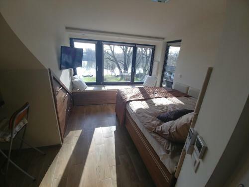 V�zparti Apartmanh�z