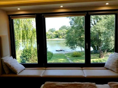 V�zparti Apartmanh�z