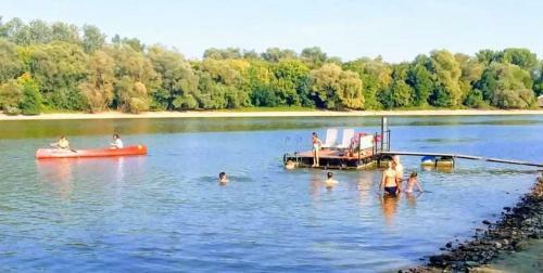 V�zparti Apartmanh�z