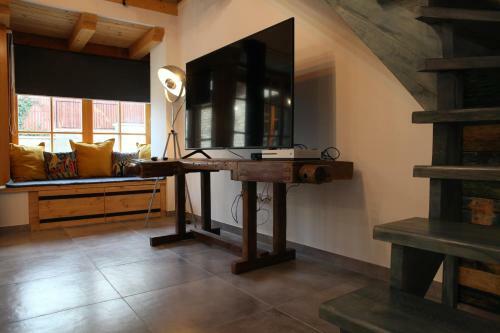 Villa D�me's Point