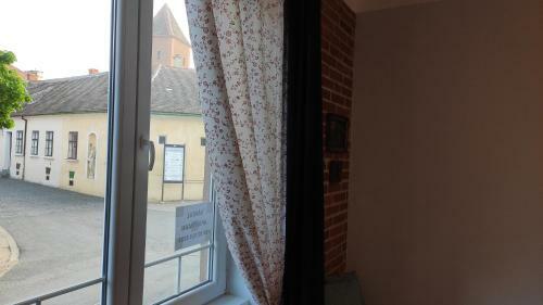 V�rfal Apartman