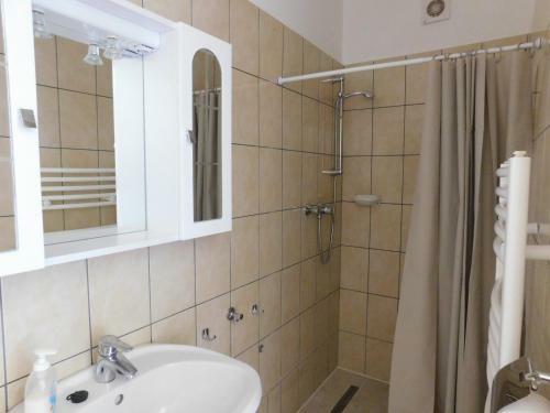 Hostal 8888 Apartmanh�z