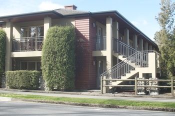Tussock Peak Motor Lodge