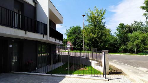Sir�ly Apartman