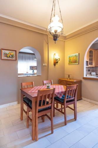 Pelsoart Apartments
