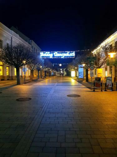 Belv�rosi Kertesh�z