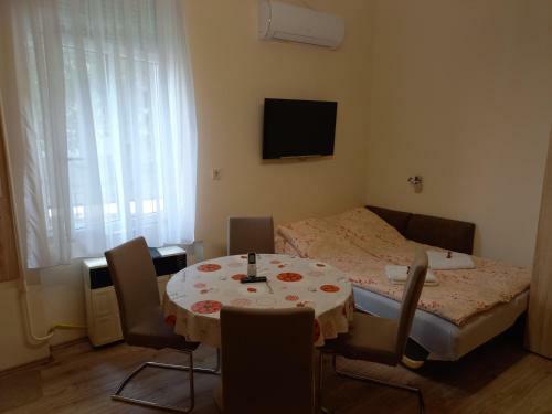 Elizabeth Apartman