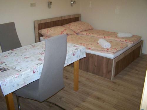 Elizabeth Apartman