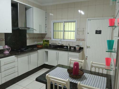 Linda E Aconchegante Casa Com Piscina Perto Da Praia