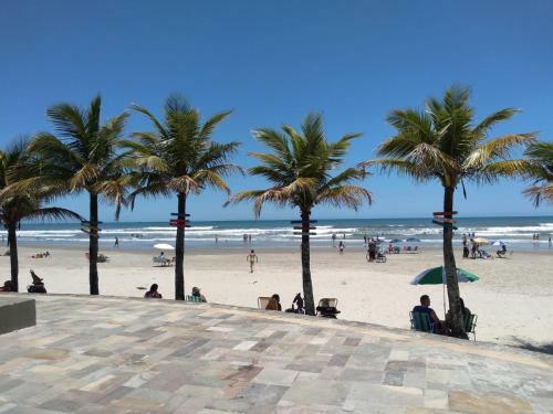 Linda E Aconchegante Casa Com Piscina Perto Da Praia
