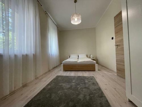 V�r�smarty Apartman