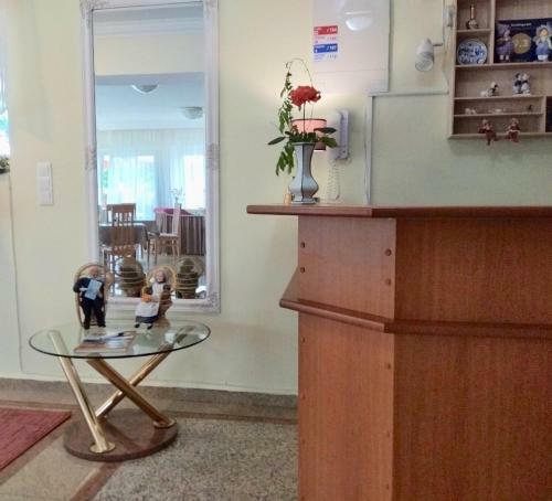 Hostal Villa Lux
