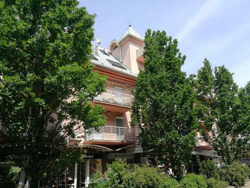 Niki Apartman