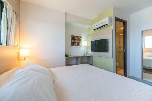Apartamento Nob2104 Excelente Flat Em Boa Viagem Com 2 Quartos